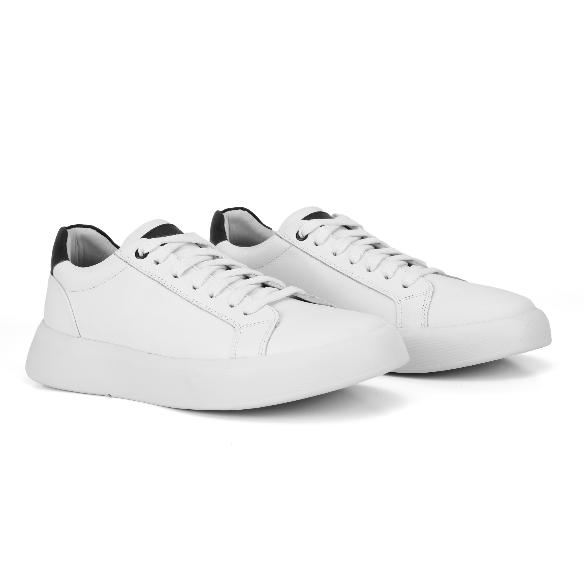 TÊNIS BRANCO / PETROLEO